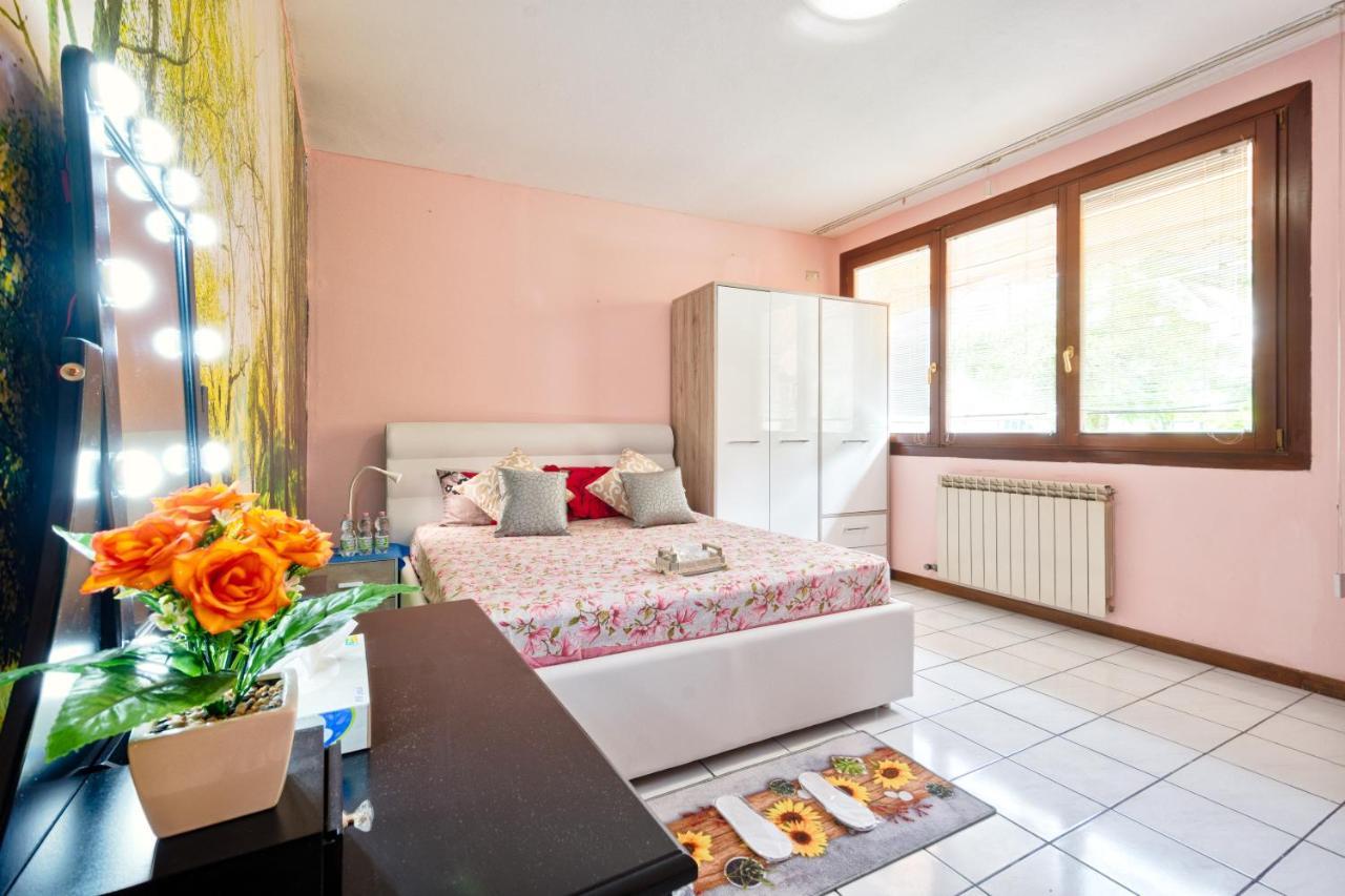 Villa Jolly Venezia Marghera Buitenkant foto